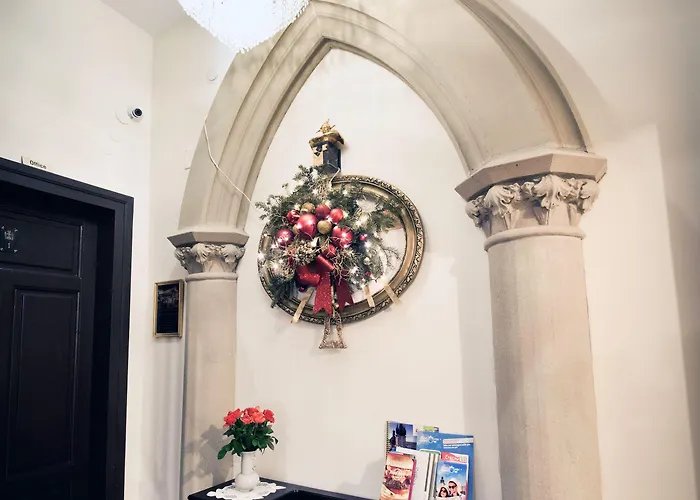 Grodzka 21 Self-check In Hotel apartamentowy 4*