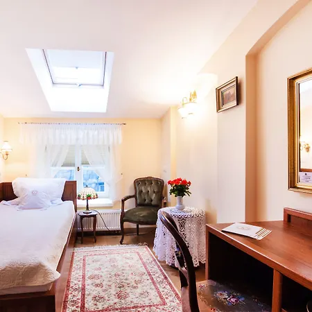 Apart Otel Grodzka 21 4*