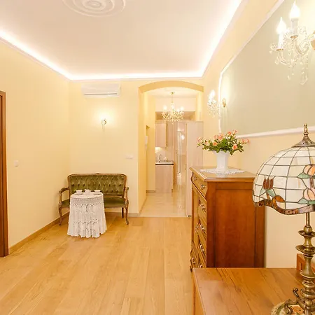 מלון דירות Grodzka 21 4*